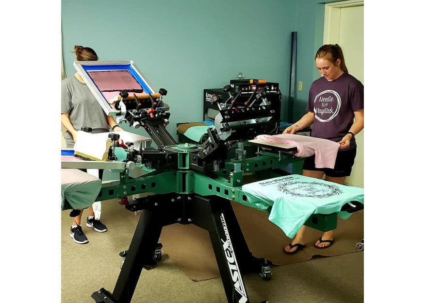 REFINE YOUR T-SHIRT PRINTING EXPERIENCE WITH A DASH OF DIGITAL.
